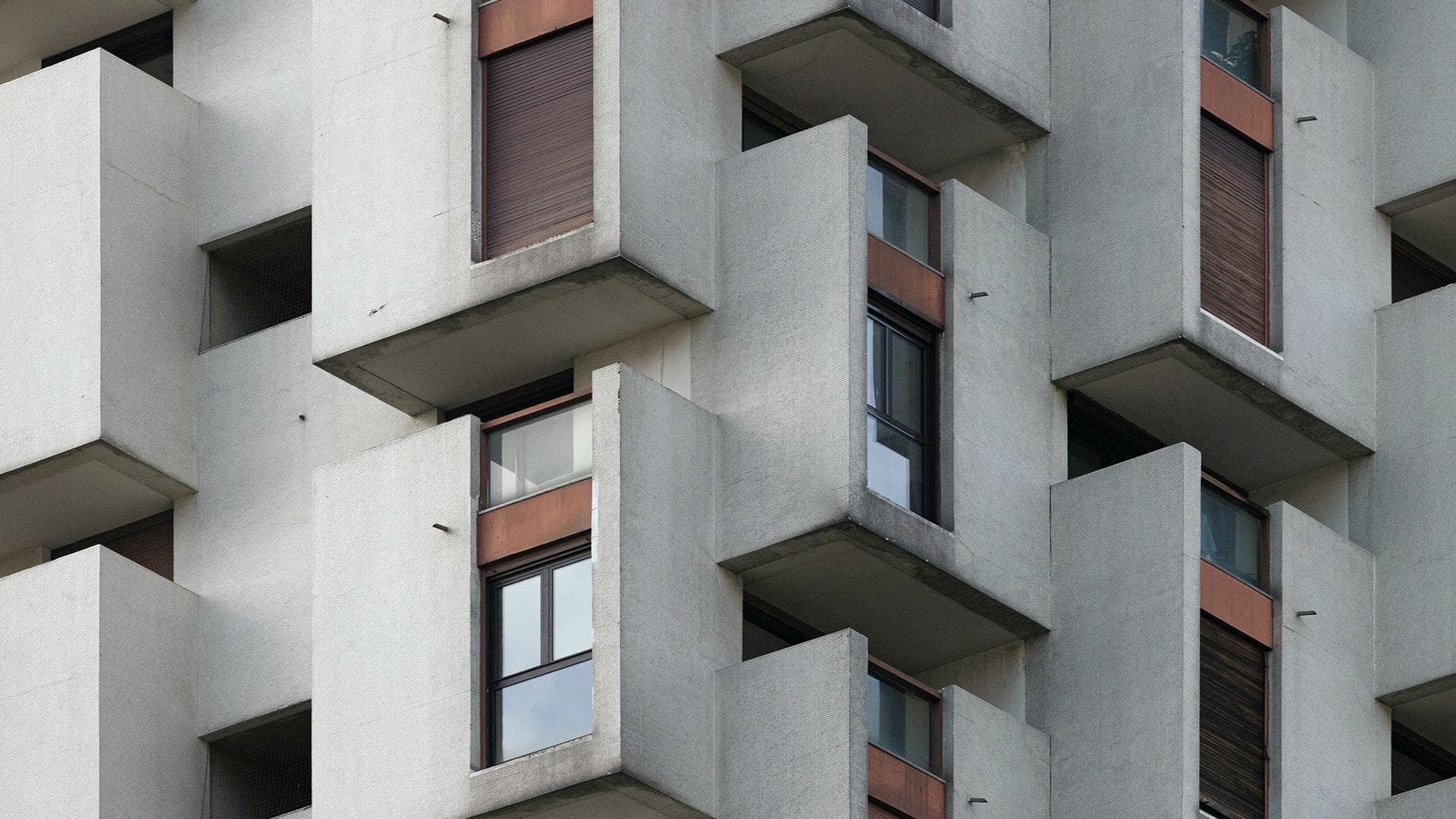 Fiecare în sinea lui a simțit la un moment dat faptul că se împleticește în cuvinte în fața altora căutând  